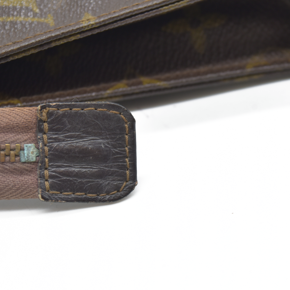 AUCTION $1620 Louis Vuitton Monogram Poche Toilette 19 Cosmetics Pouch Purse Brown 821