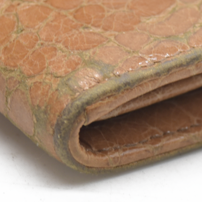 AUCTION $995 MIU MIU Logo Embossed Leather Zippy Long Wallet Beige