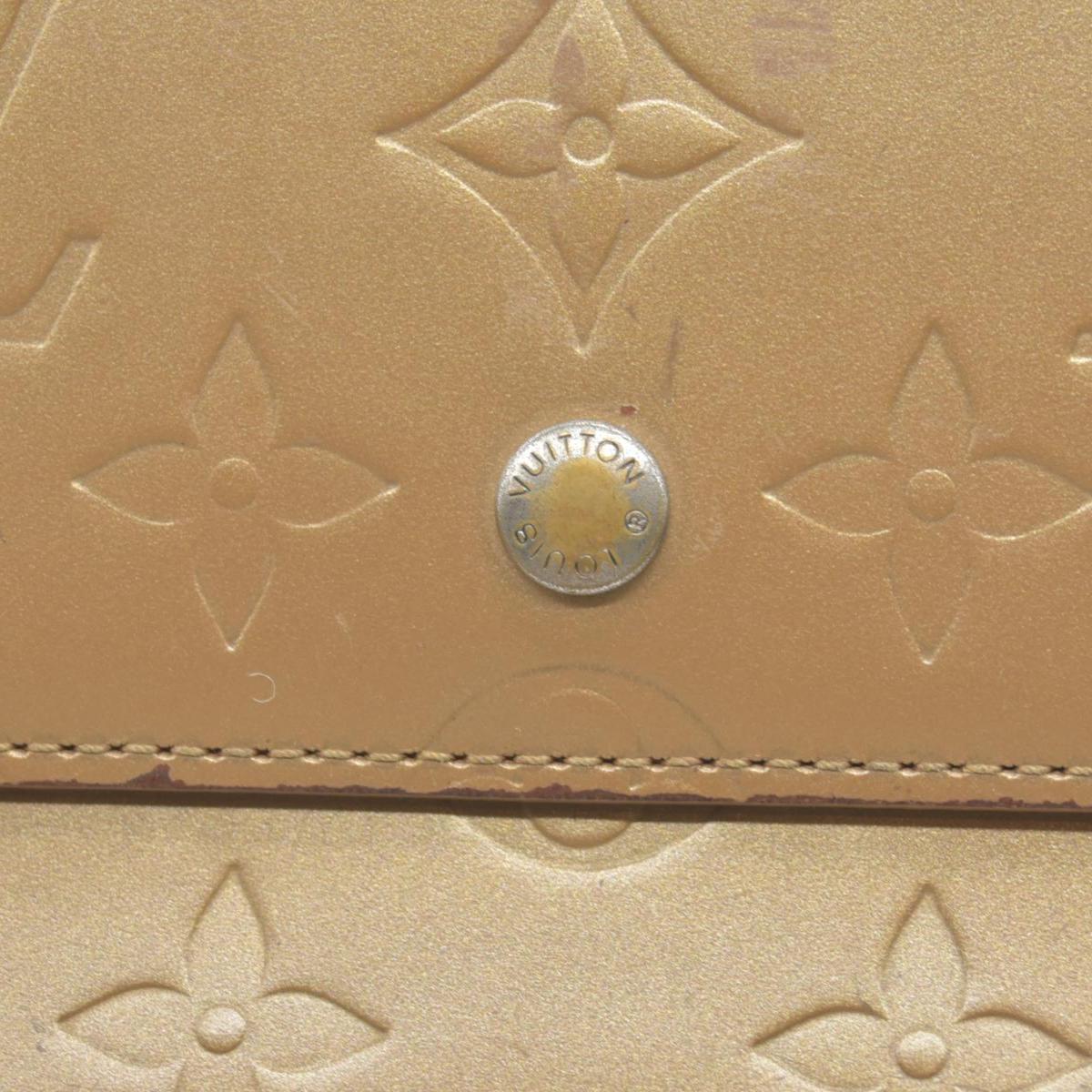 $840 Louis Vuitton Vintage Monogram Vernis Sarah Wallet Beige