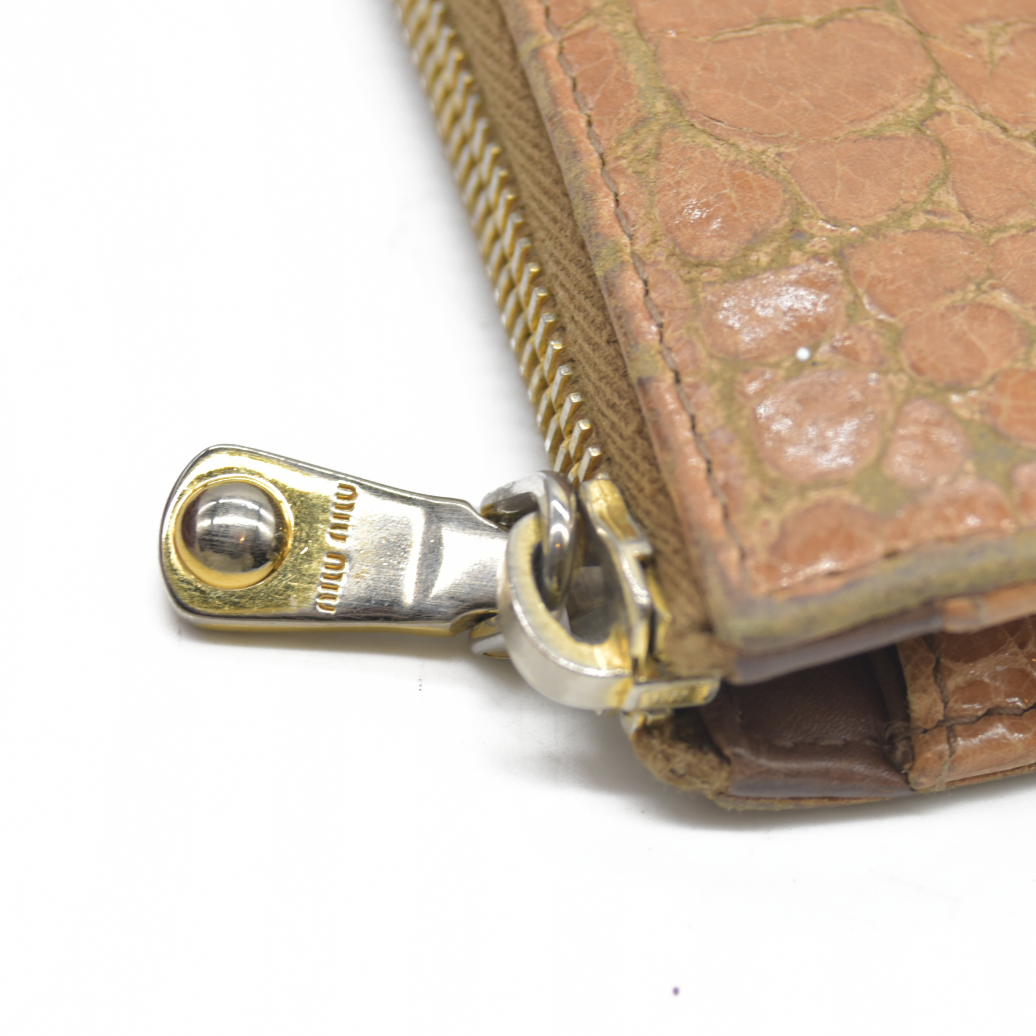 AUCTION $995 MIU MIU Logo Embossed Leather Zippy Long Wallet Beige