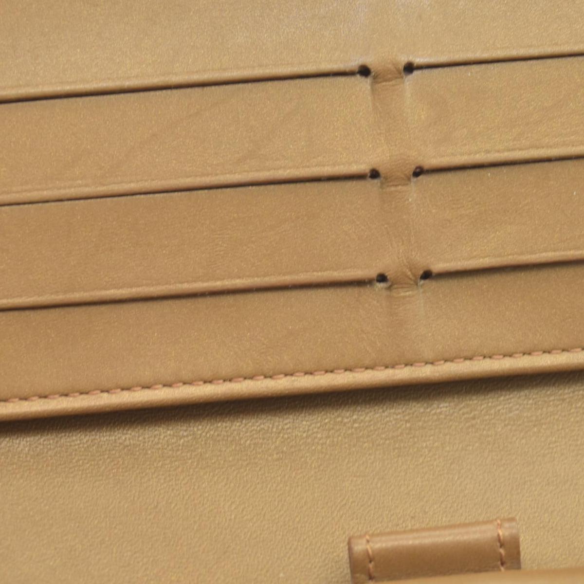 $840 Louis Vuitton Vintage Monogram Vernis Sarah Wallet Beige