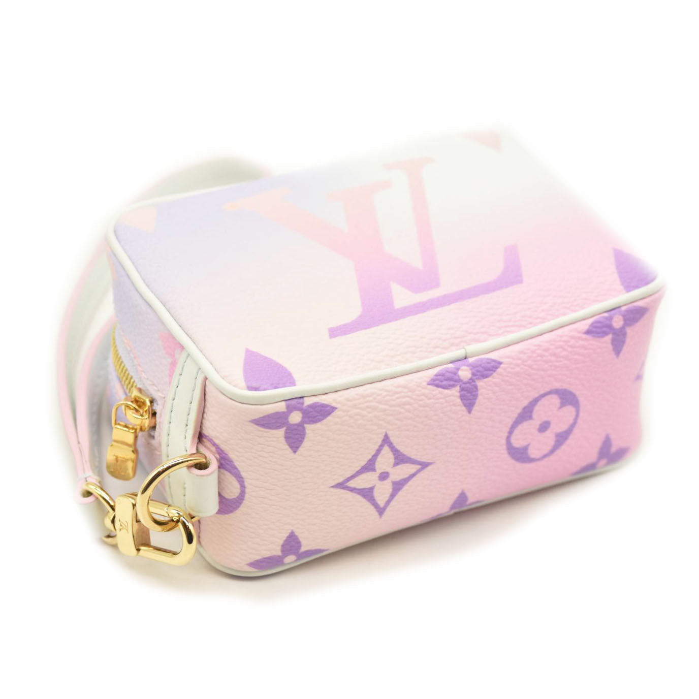 LOUIS VUITTON Monogram Giant Spring In The City Wapity Case Sunrise Pastel