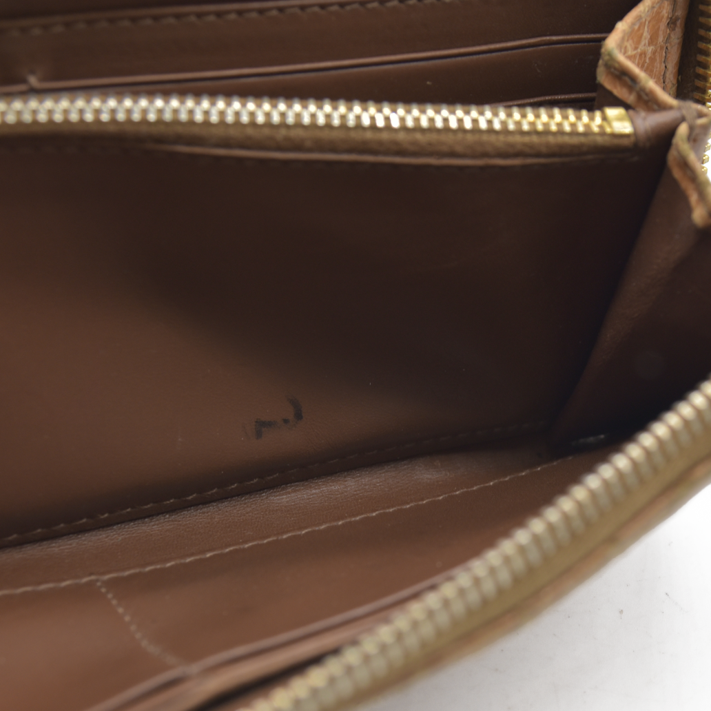 AUCTION $995 MIU MIU Logo Embossed Leather Zippy Long Wallet Beige