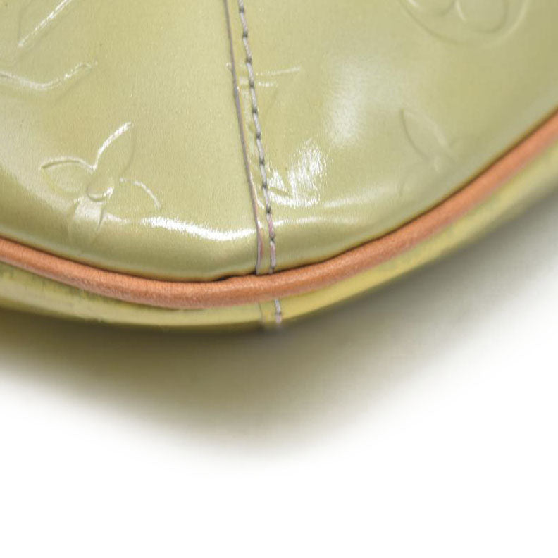 $920 CONSIGNMENT Louis Vuitton  Vernis Thompson Street Beige