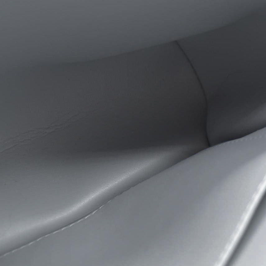 $920 CONSIGNMENT Louis Vuitton  Vernis Thompson Street Beige