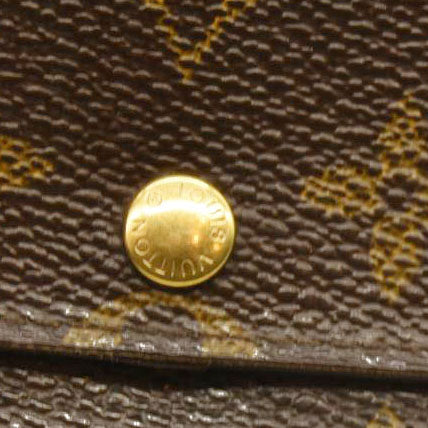 Louis Vuitton  Monogram Sarah Wallet TH0022