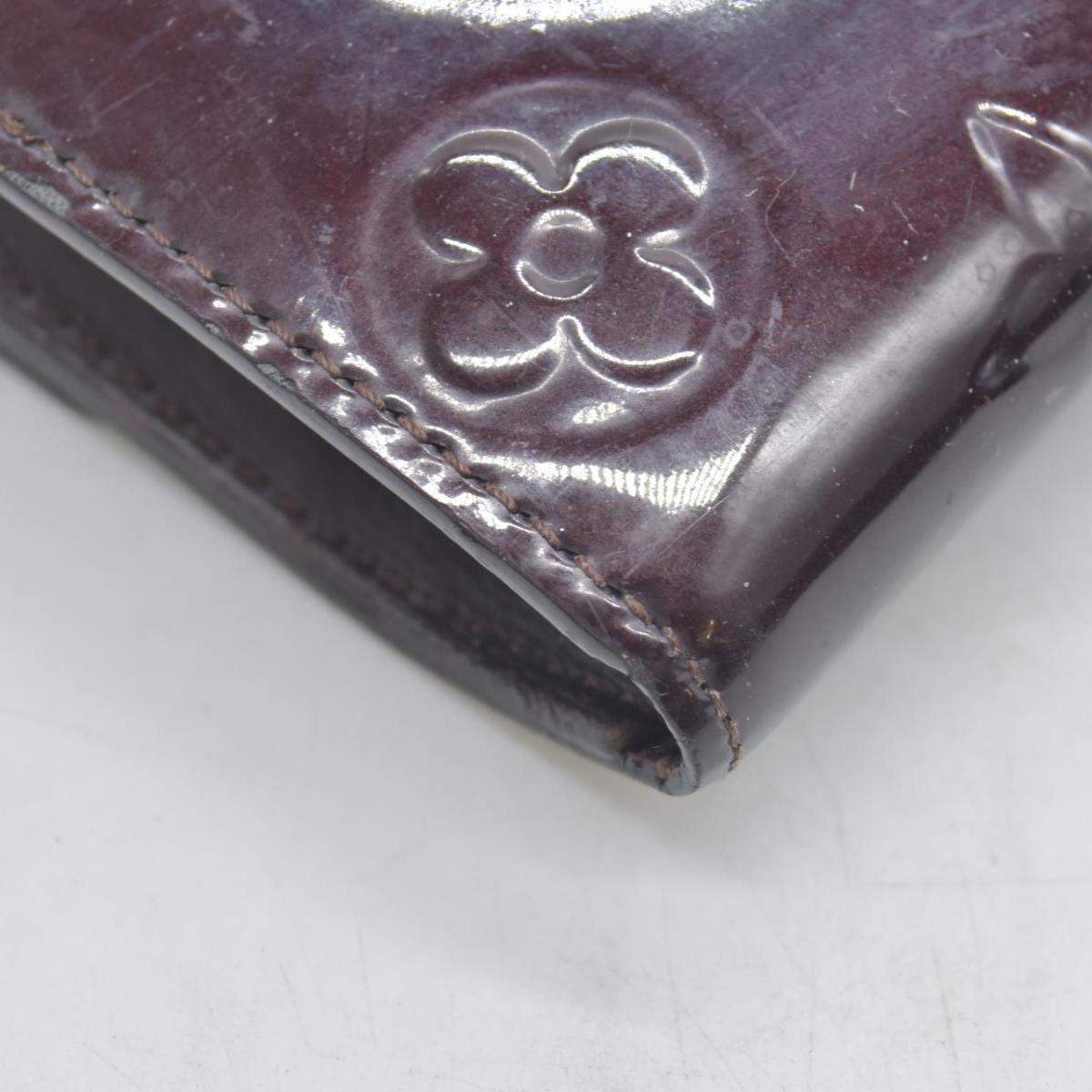 $840 Louis Vuitton Vintage Monogram Vernis Sarah Wallet Burgundy