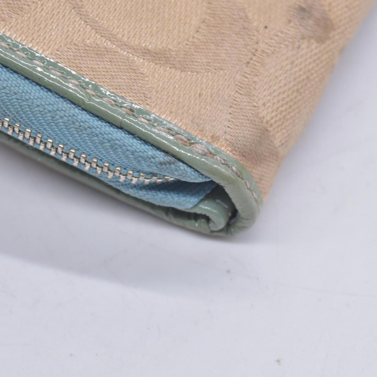 $228 Coach Signature Patchwork Wallet CONSIGNMENT