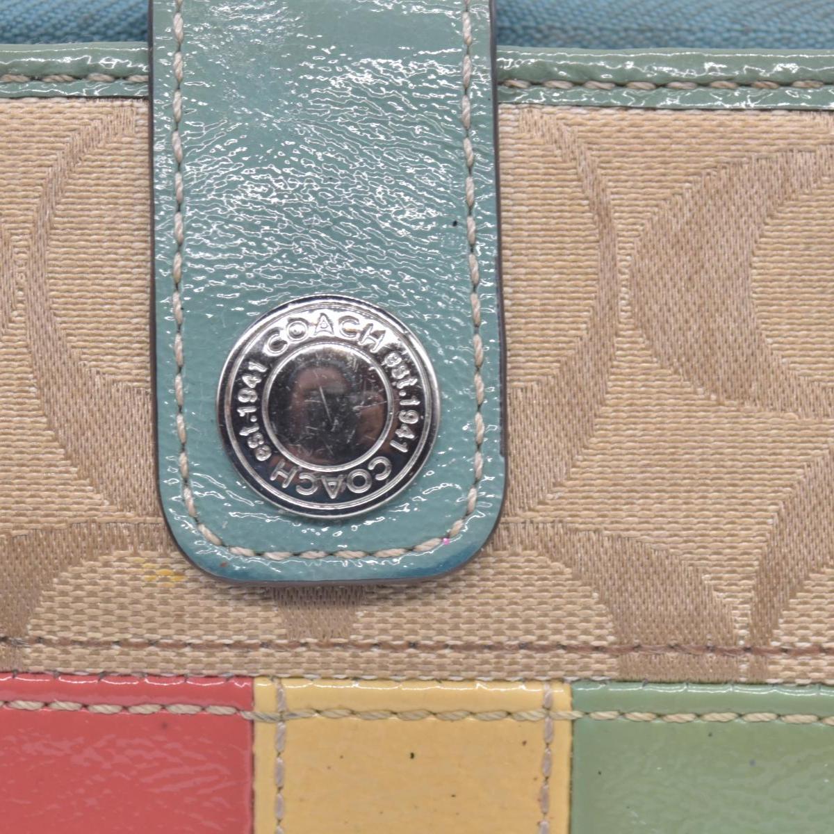 $228 Coach Signature Patchwork Wallet CONSIGNMENT