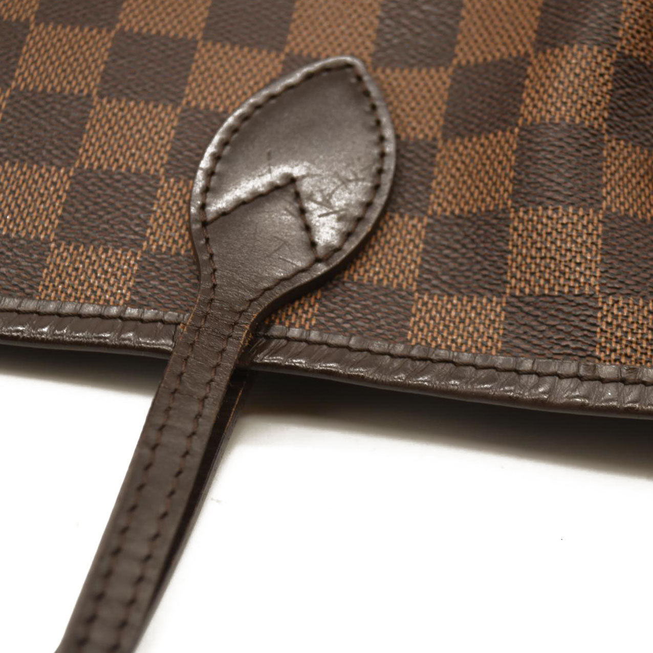 LOUIS VUITTON Damier Ebene Neverfull MM Minor Opening Wear