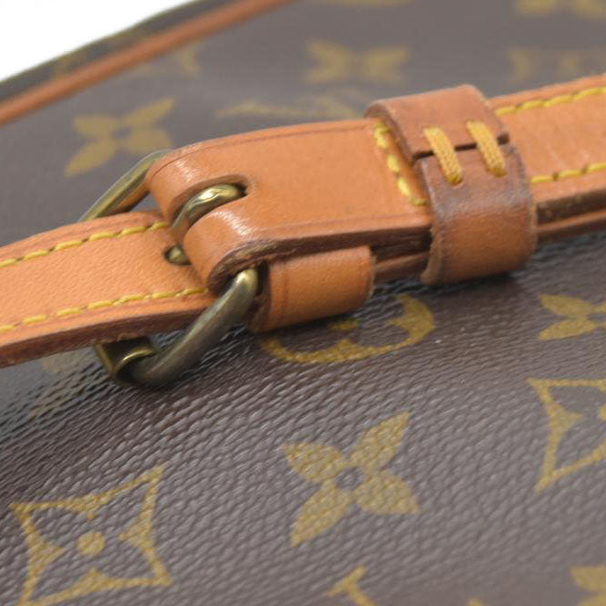 $1880 CONSIGNMENT Louis Vuitton  Monogram Trocadero 27