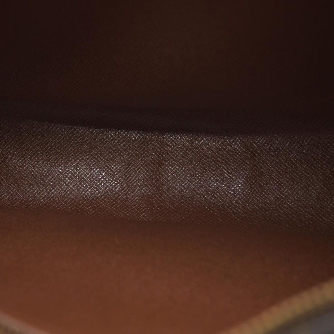 $1880 CONSIGNMENT Louis Vuitton  Monogram Trocadero 27