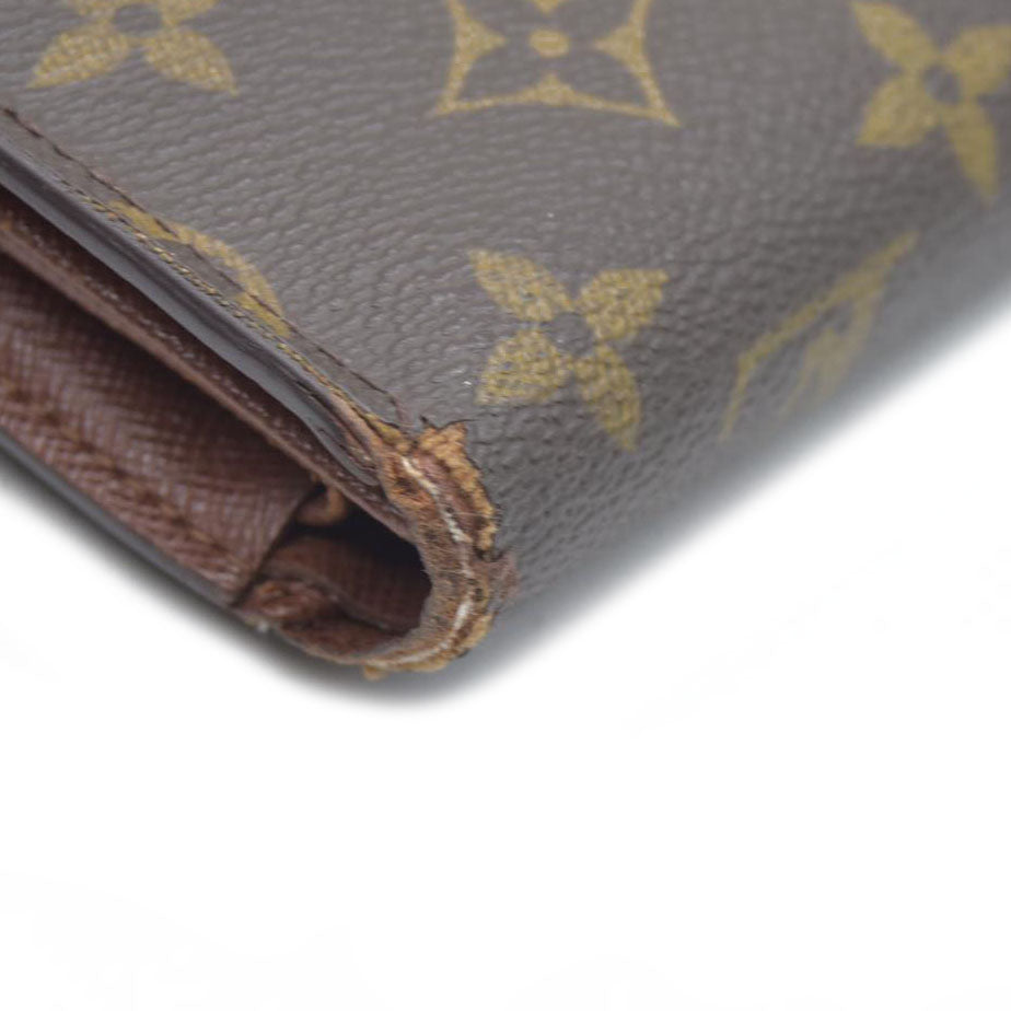 LOUIS VUITTON Monogram Alexandra Trifold Wallet