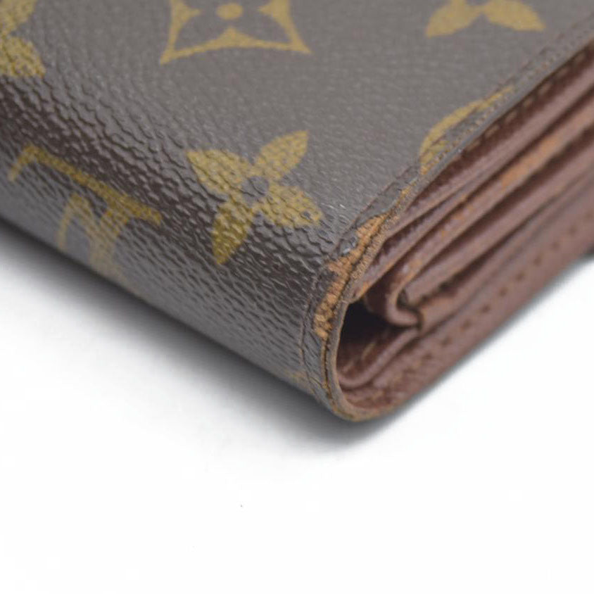 LOUIS VUITTON Monogram Alexandra Trifold Wallet