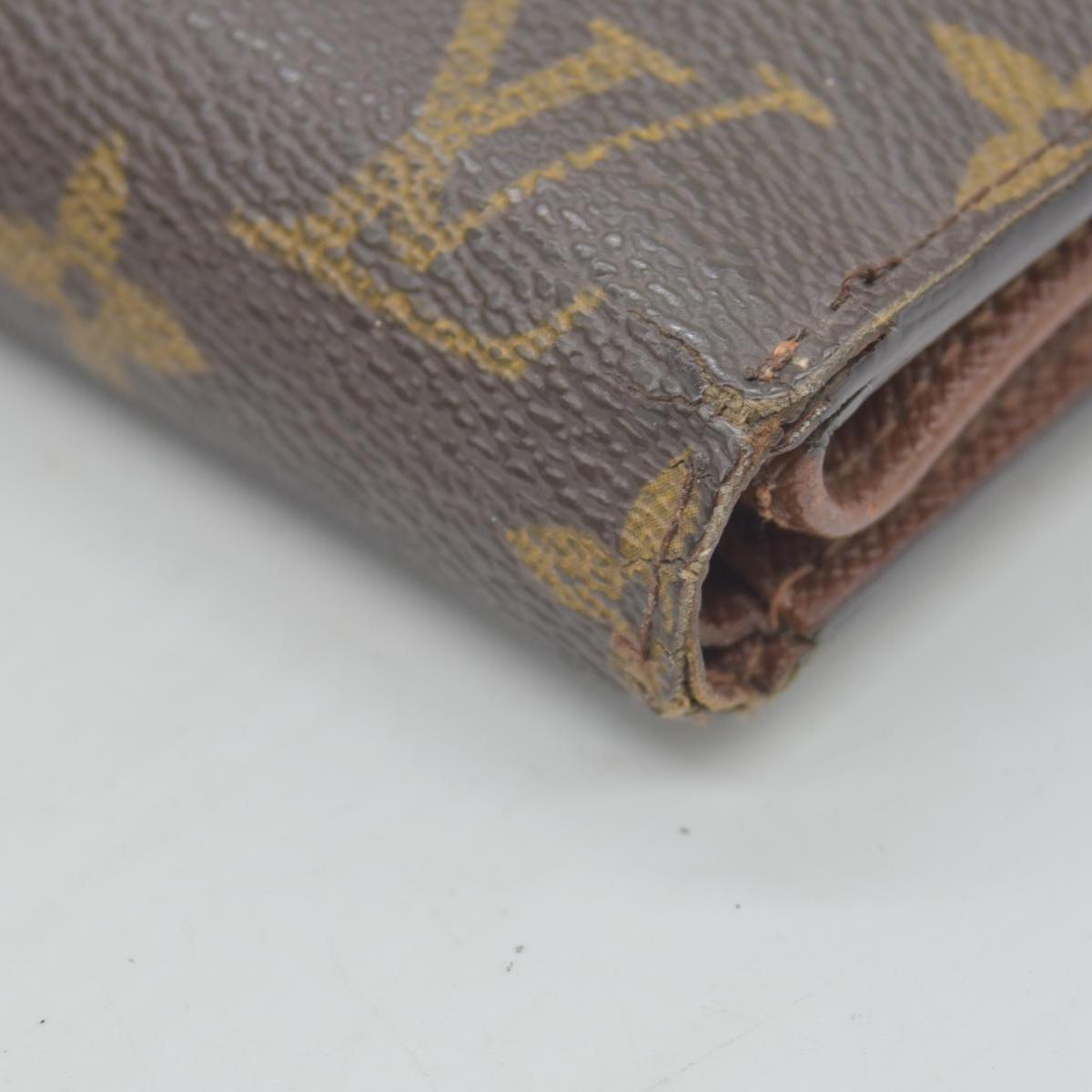 $705 2005 Louis Vuitton Monogram Koala Compact Wallet SD0095