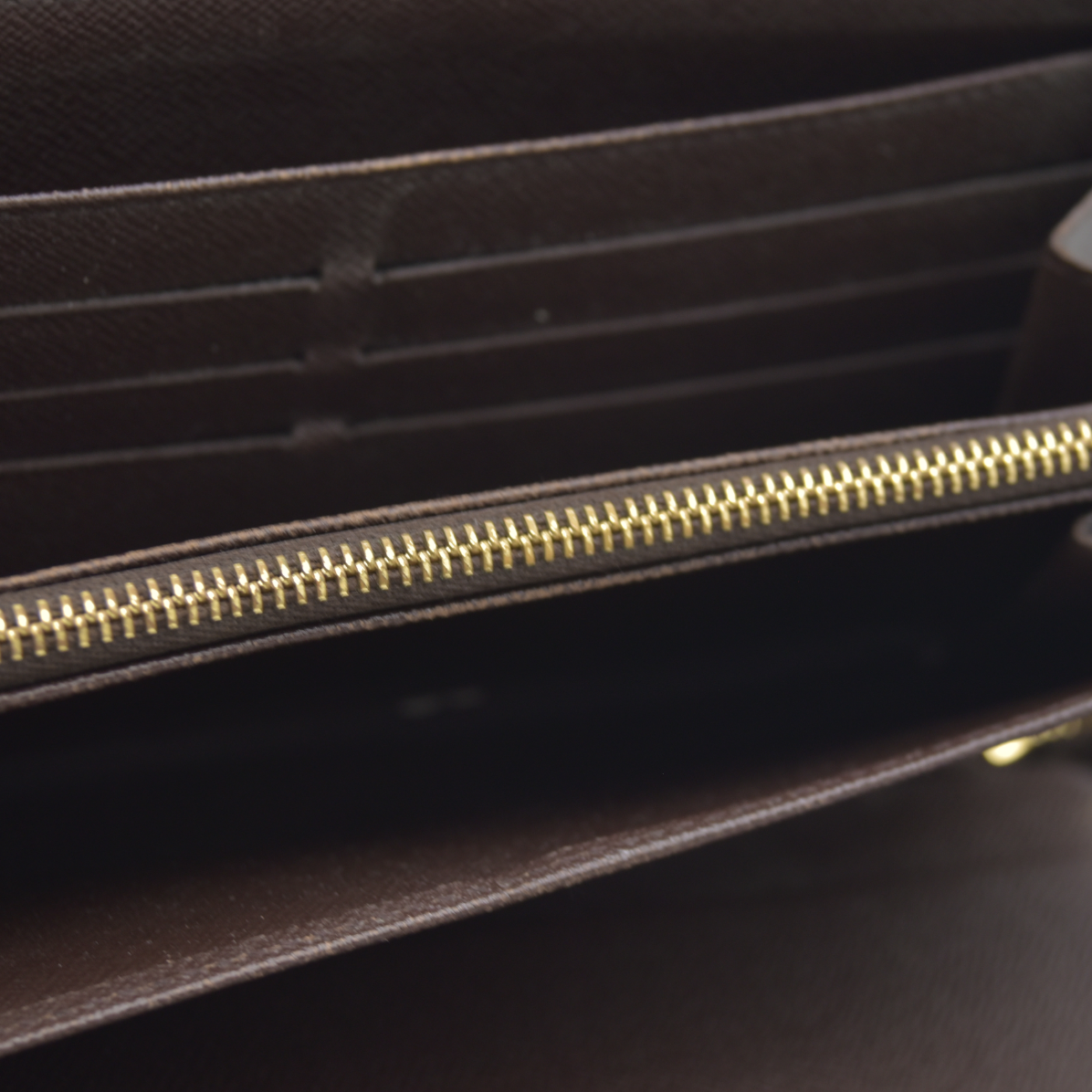 AUCTION $1060 Louis Vuitton Damier Zippy Zip Around Organizer Long Wallet Brown VI0036