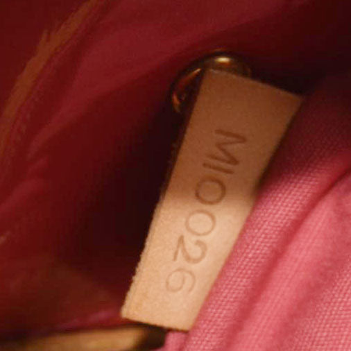 LOUIS VUITTON Vernis Reade PM Fuchsia MI0026