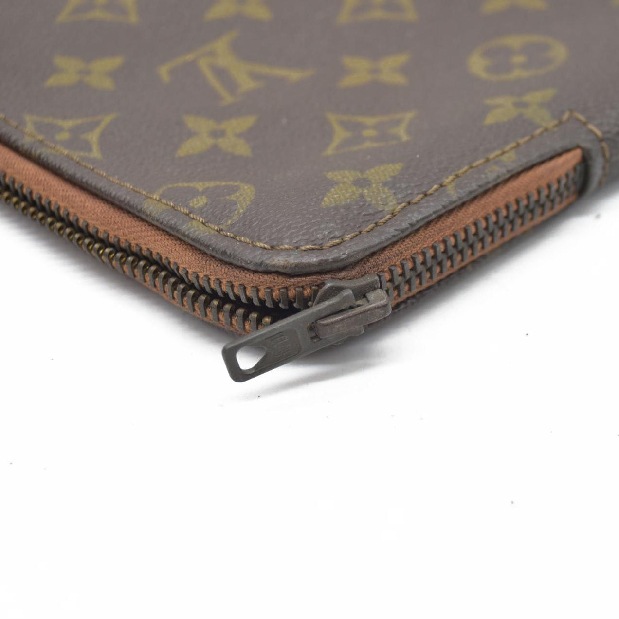 CONSIGNMENT Louis Vuitton  Monogram Poche Documents Portfolio Case 39