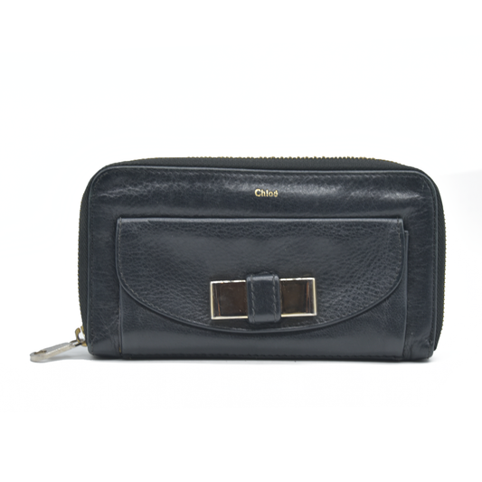 AUCTION $550 Chloe Lily Leather Zip Around Long Wallet Purse Black