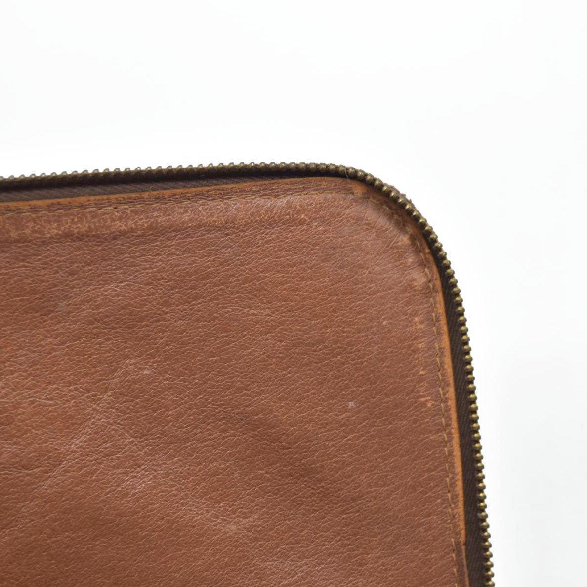 CONSIGNMENT Louis Vuitton  Monogram Poche Documents Portfolio Case 39