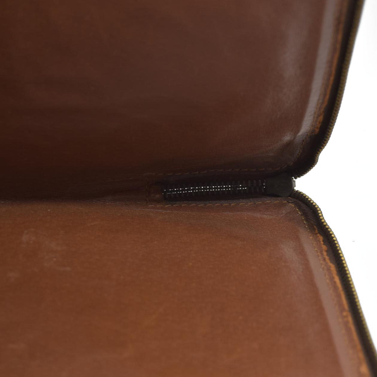 CONSIGNMENT Louis Vuitton  Monogram Poche Documents Portfolio Case 39