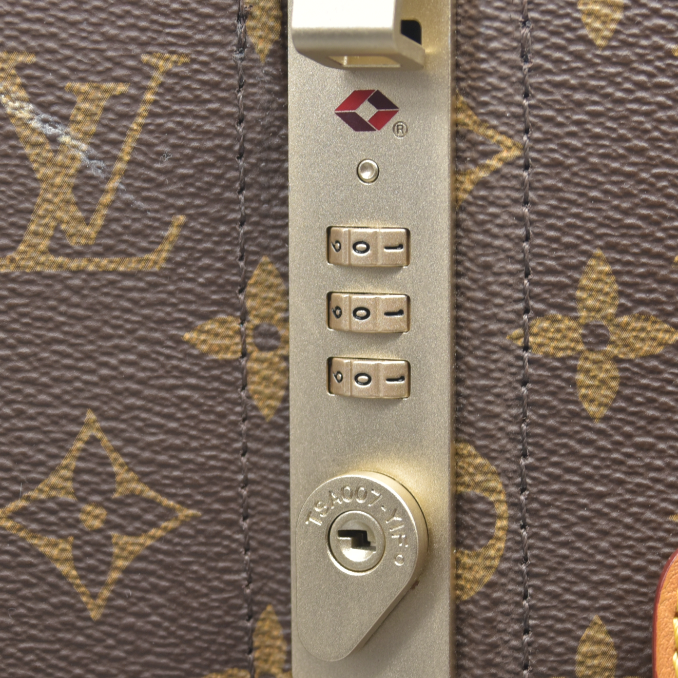 $3450 Louis Vuitton Horizon 50 Monogram Carry On Suitcase