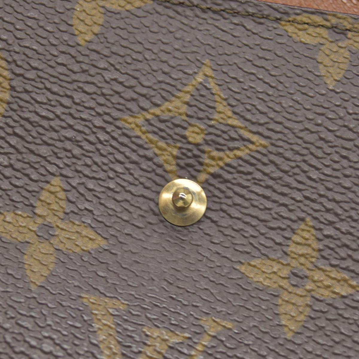 $630 Louis Vuitton Monogram Elise Wallet CONSIGNMENT