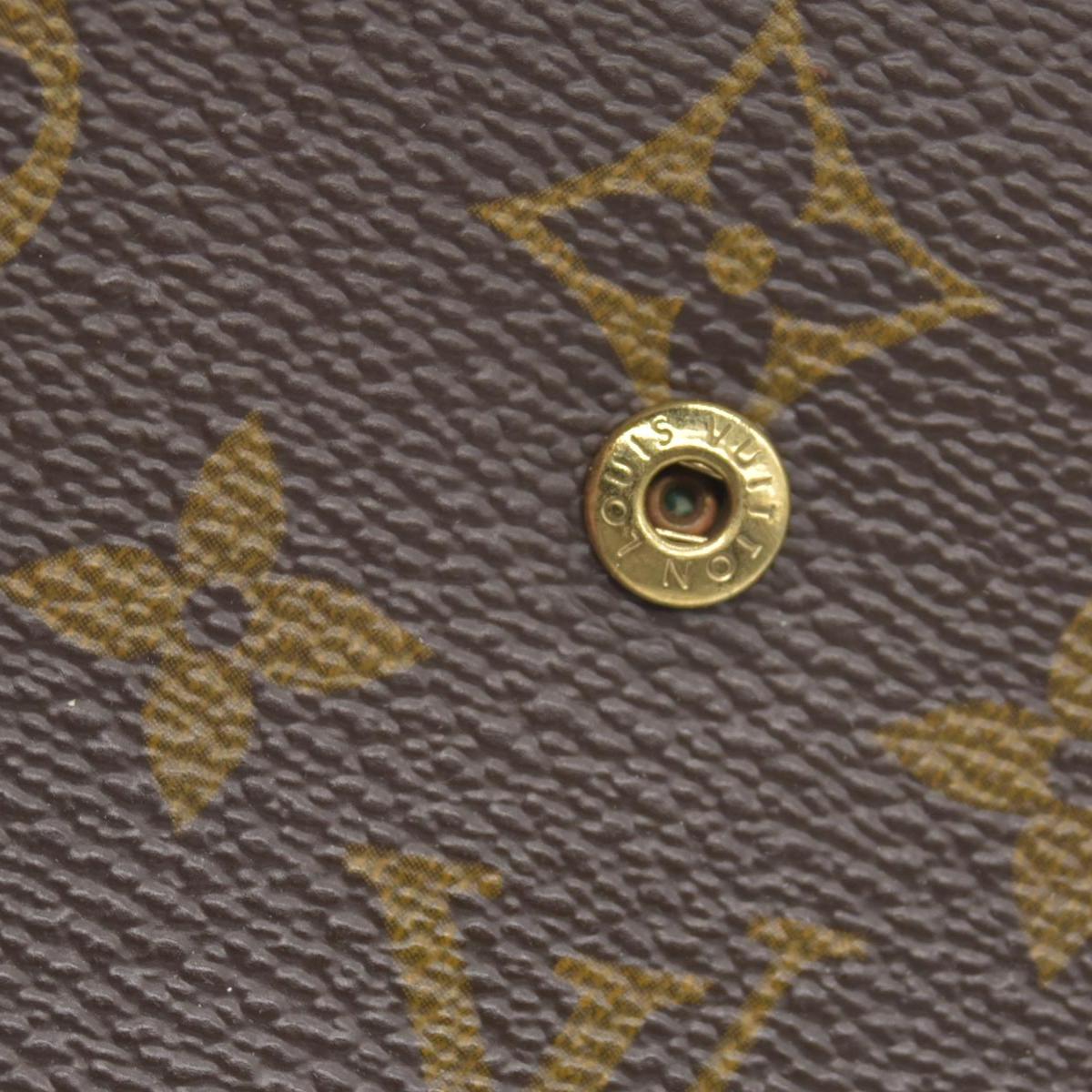 $630 Louis Vuitton Monogram Elise Wallet CONSIGNMENT