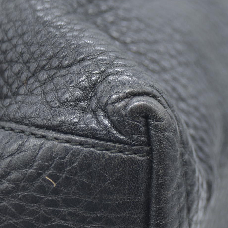 Gucci Pebbled Calfskin Medium Soho Chain Shoulder Bag Black