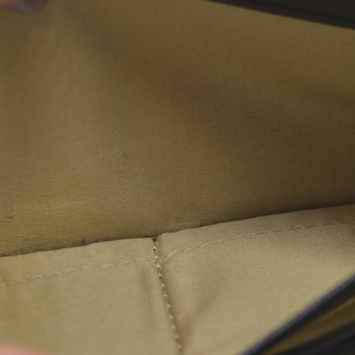 AUCTION $550 Chloe Lily Leather Zip Around Long Wallet Purse Black