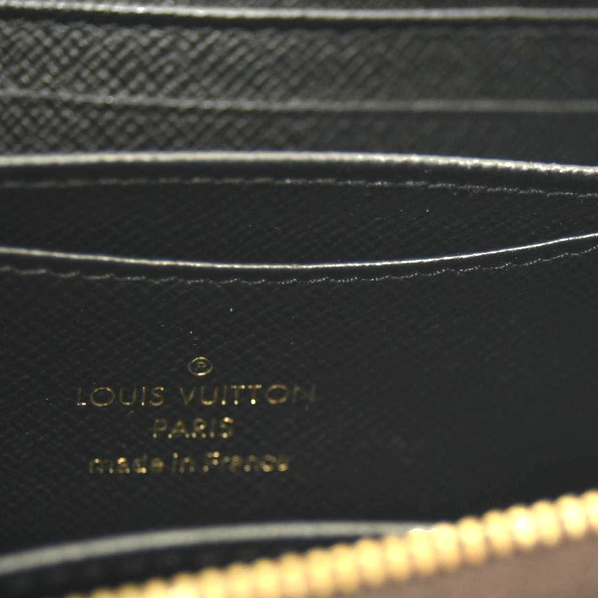 LOUIS VUITTON Monogram Giant Zippy Coin Purse