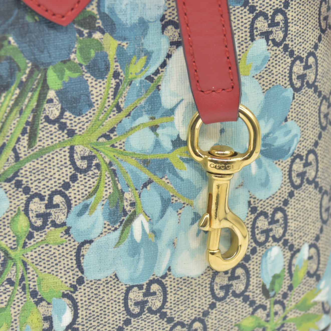 GUCCI GG Supreme Monogram Blooms Medium Zip Top Tote Beige Blue Navy Hibiscus Red CONSIGNMENT