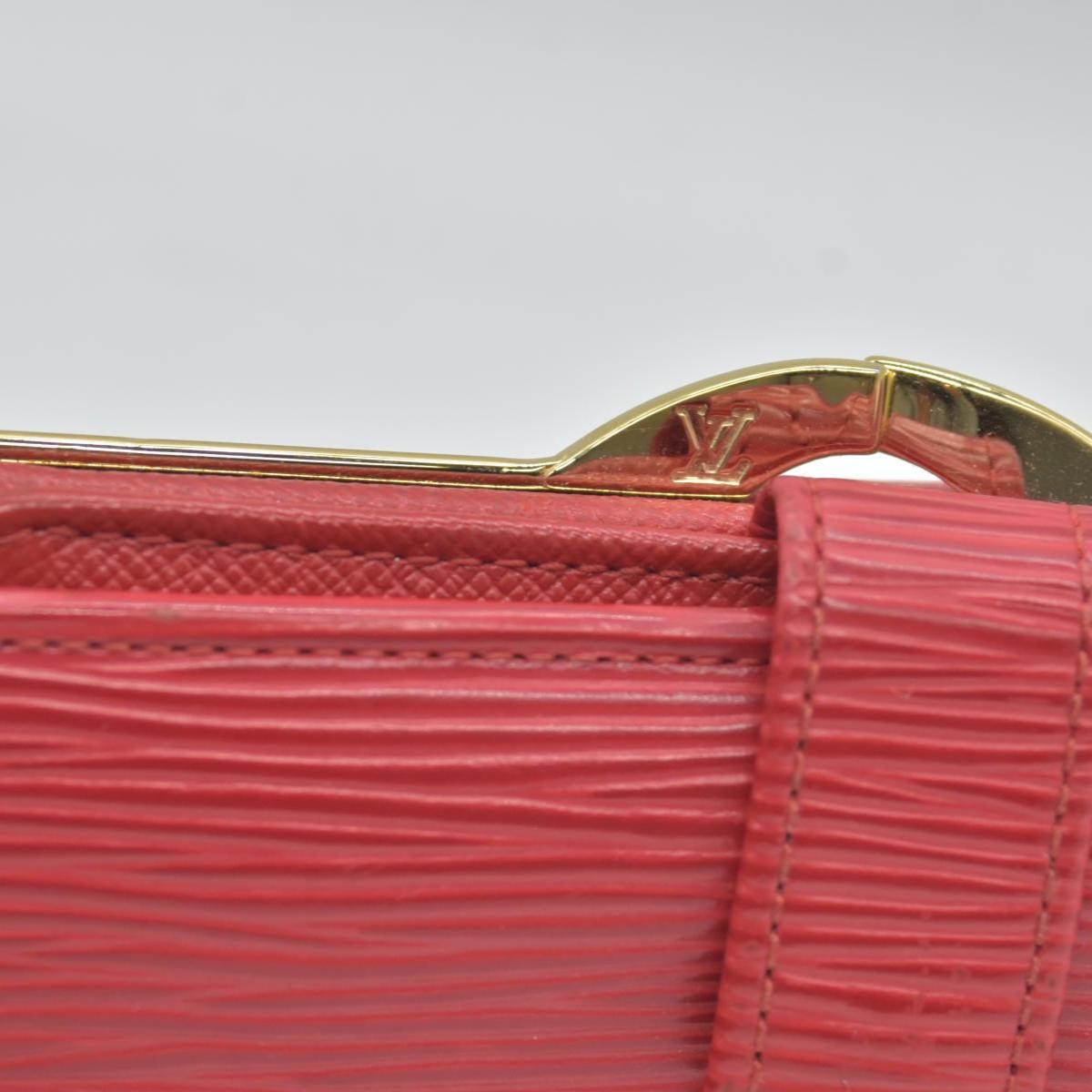 $935 Louis Vuitton  Epi Leather French Purse Red CONSIGNMENT