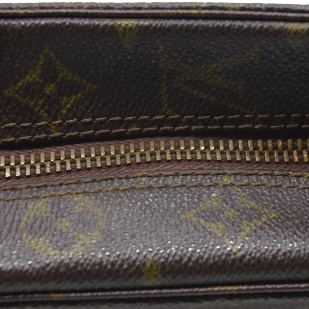 Louis Vuitton  Monogram Trousse Toilette 28