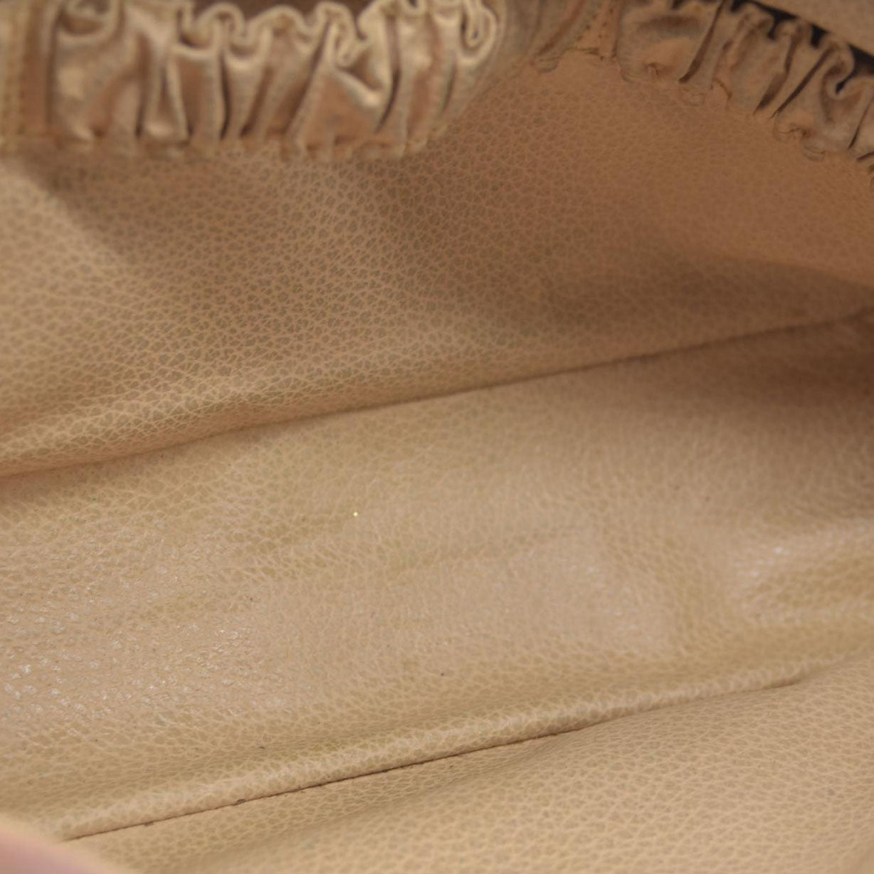 Louis Vuitton  Monogram Trousse Toilette 28