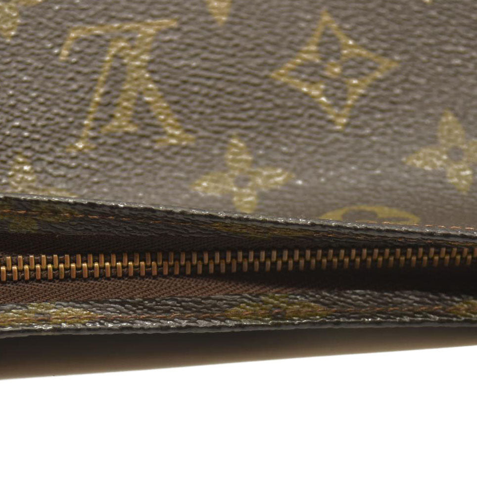 Louis Vuitton  Monogram Toiletry Pouch 26 882AN