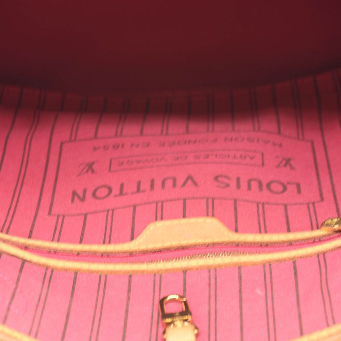 LOUIS VUITTON Monogram Neo Neverfull MM Fuchsia