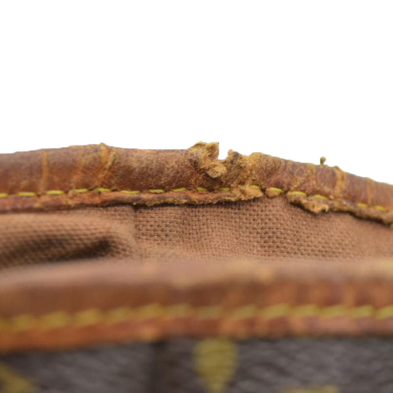 $1300 Louis Vuitton  Monogram Batignolles Vertical WELL WORN