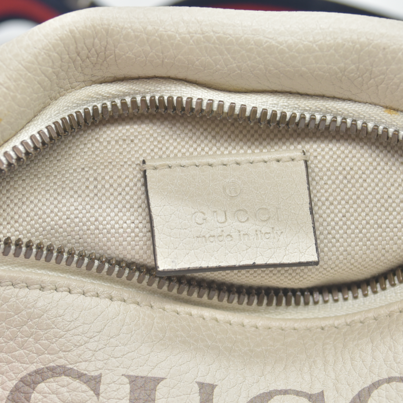 Gucci Grained Calfskin Small Logo Belt Bag White CONSIGNMENT