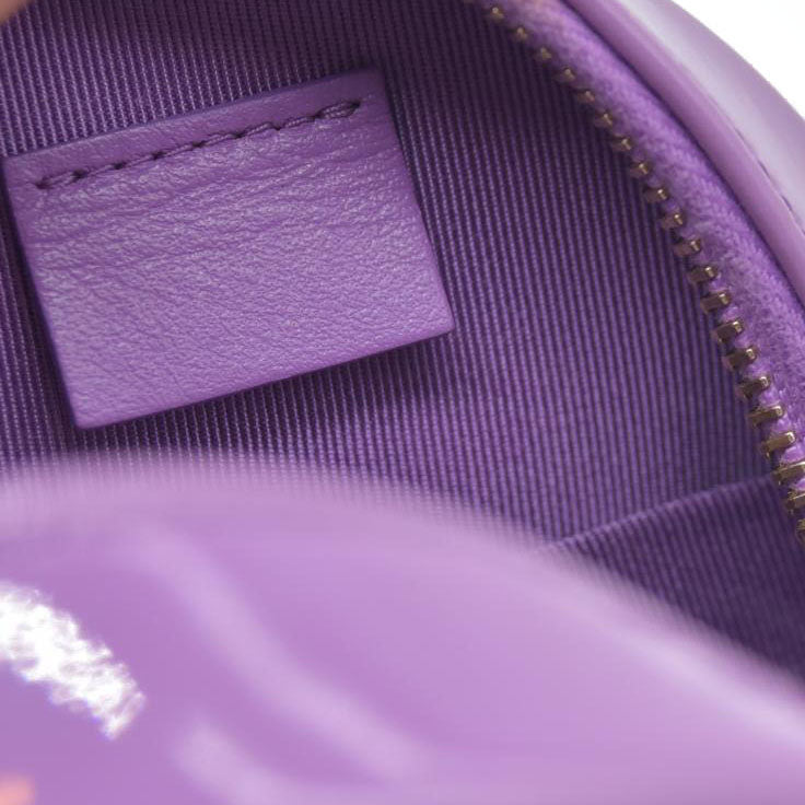 $2940 Chanel Patent Quilted Round Clutch with Chain