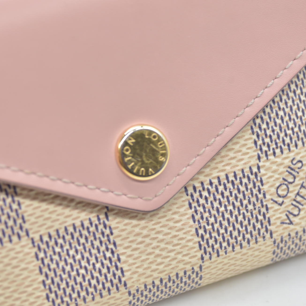 $605 Louis Vuitton Damier Azur Zoe Wallet Rose Ballerine RFID