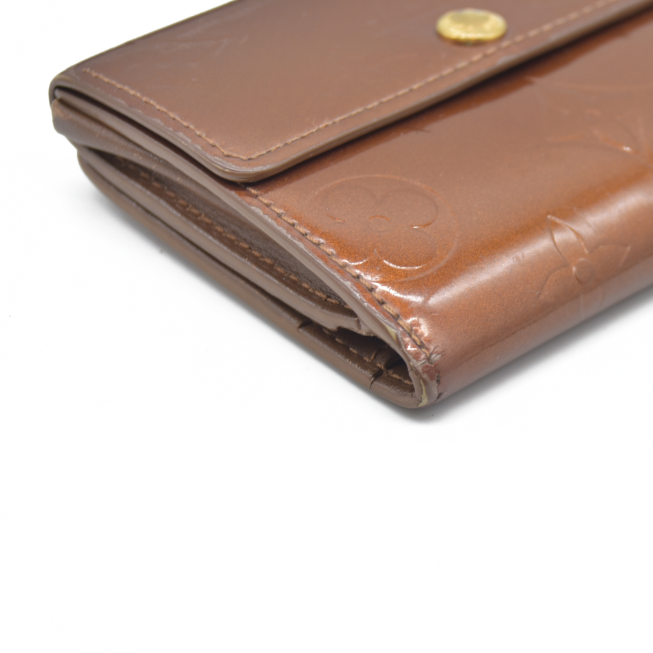 AUCTION $545 Louis Vuitton Monogram Vernis Ludlow Patent Leather Coin Purse Wallet BJ0041