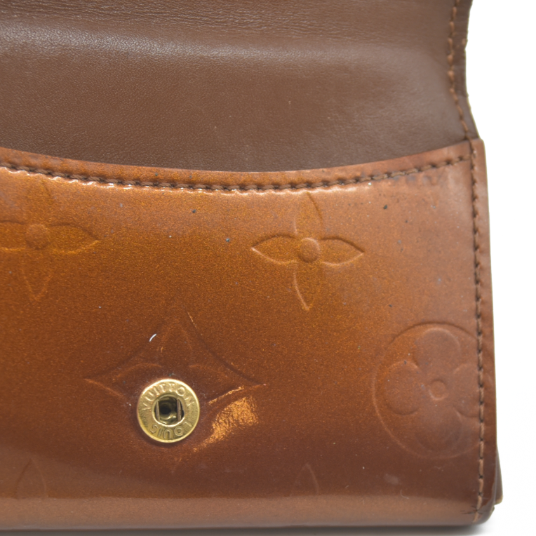 AUCTION $545 Louis Vuitton Monogram Vernis Ludlow Patent Leather Coin Purse Wallet BJ0041