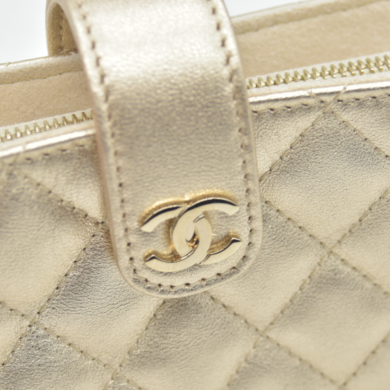 $1200 CHANEL Lamb Skin Matelasse Pouch Champagne Gold 2014