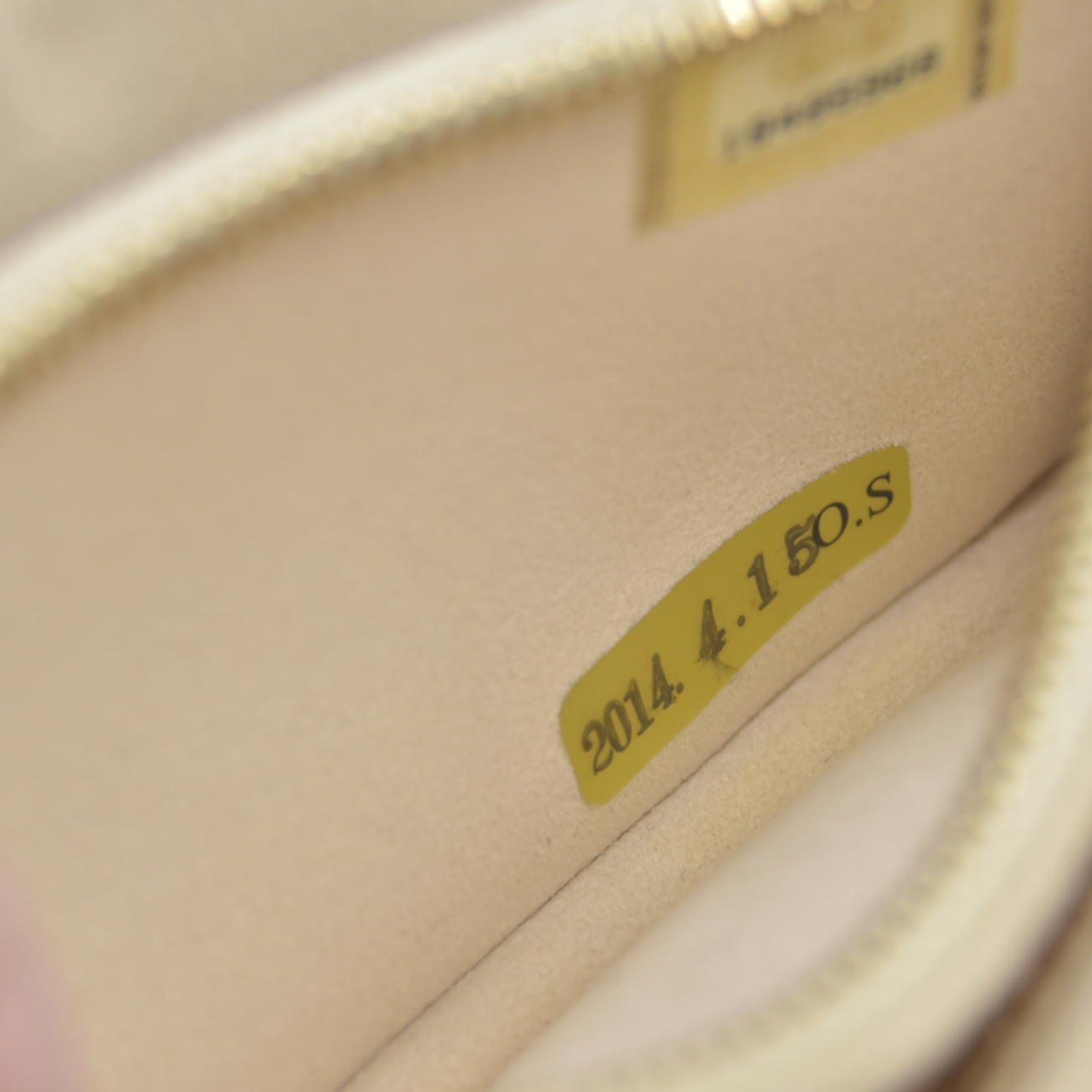 $1200 CHANEL Lamb Skin Matelasse Pouch Champagne Gold 2014