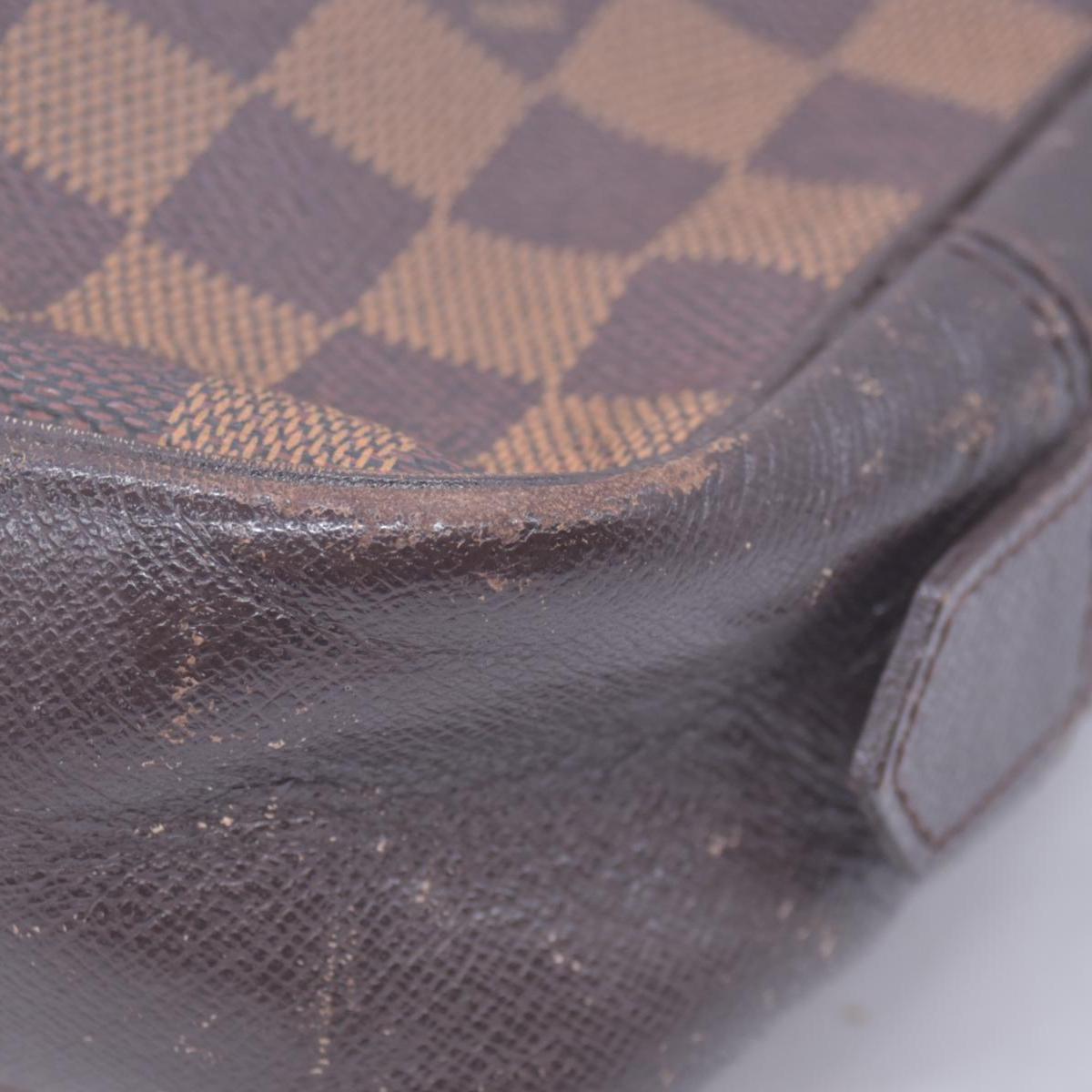 $1130 1998 LOUIS VUITTON Damier Ebene Toiletry Bag 25 CA0968