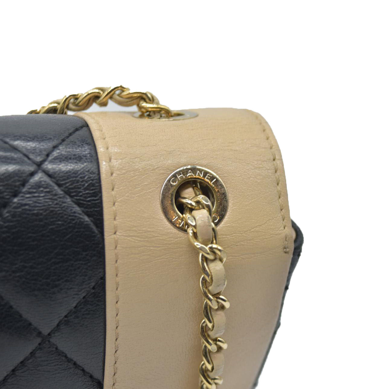 $4700 Chanel Mademoiselle Vintage Flap Bag Black Beige BiColor Turn Lock CC Chain Crossbody