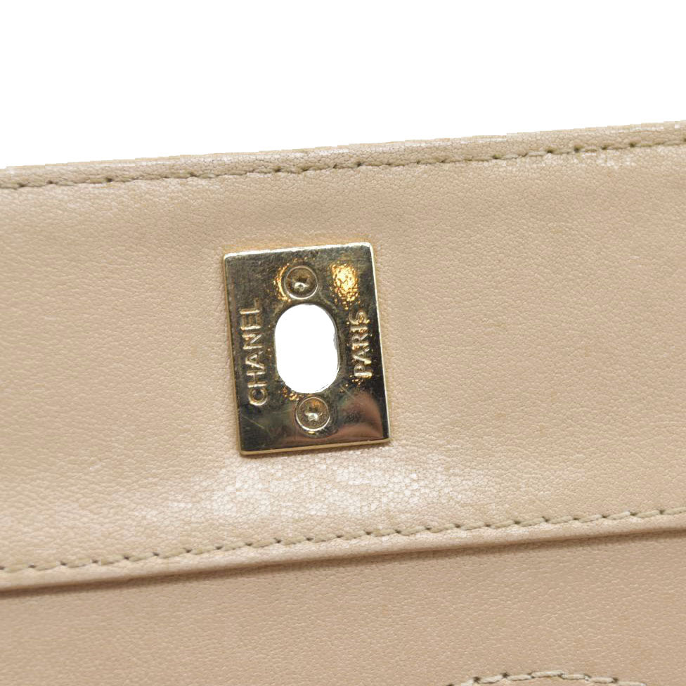 $4700 Chanel Mademoiselle Vintage Flap Bag Black Beige BiColor Turn Lock CC Chain Crossbody