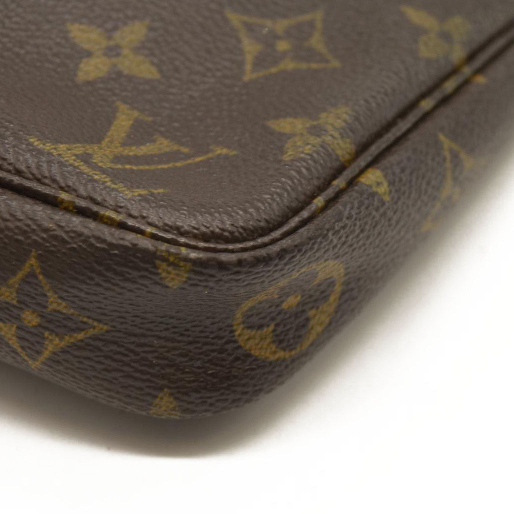 LOUIS VUITTON Monogram Pochette Accessories AR0013