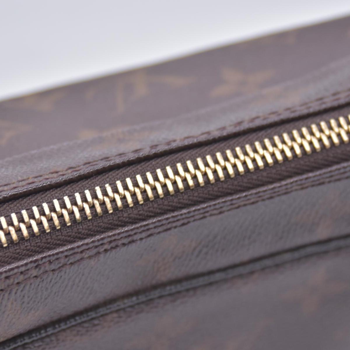$600 1988 LOUIS VUITTON Monogram Trousse Toilette 23 883TH
